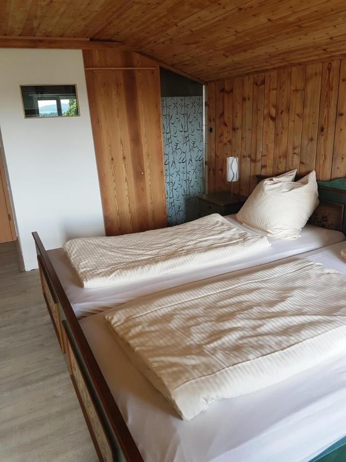 Pension Hirsch Лехбрук Экстерьер фото